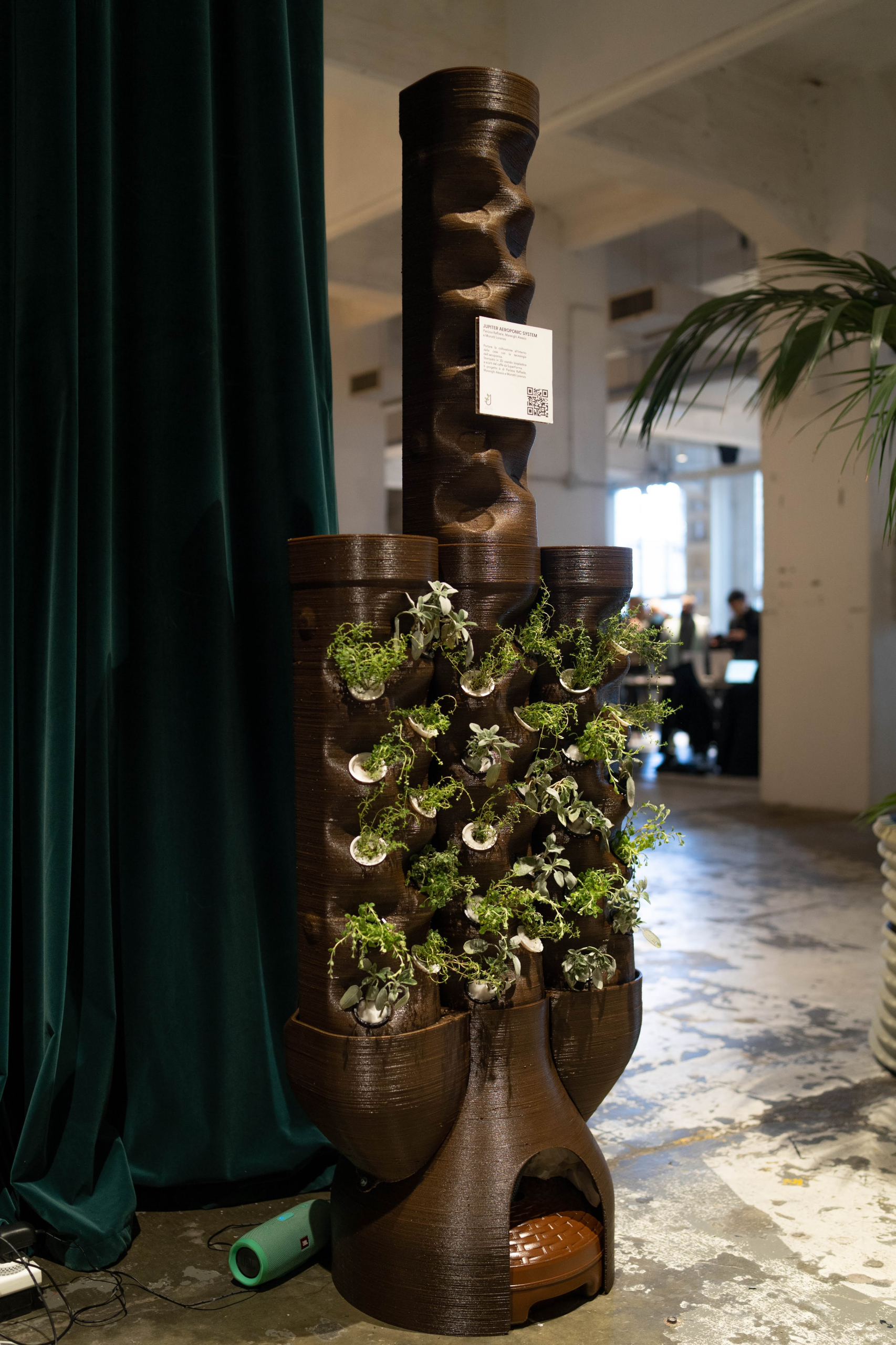 Jupiter Vertical Garden_studenti LABA_Milano Circolare